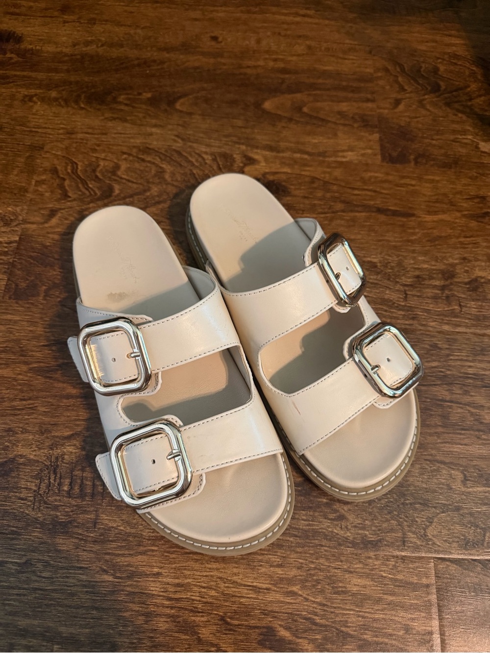 Universal Thread Cream Double-Buckle Slide Sandals